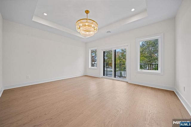 52 Congressional Parkway, Livingston, NJ 07039