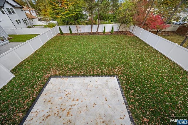 52 Congressional Parkway, Livingston, NJ 07039