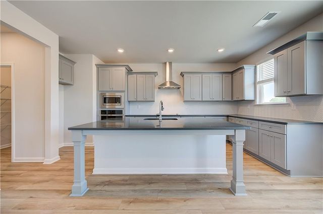 672 Leafy Branch Way, Mcdonough, GA 30253