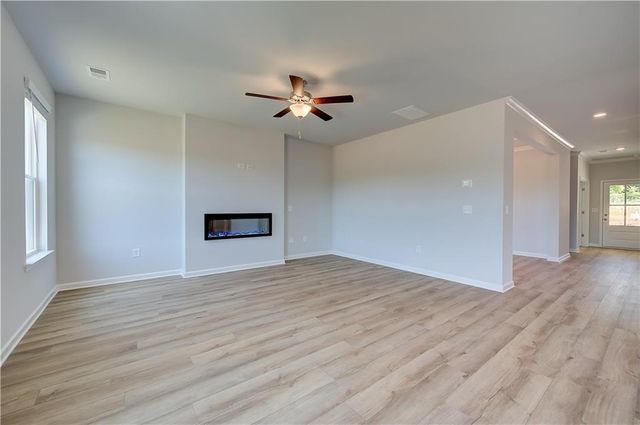 672 Leafy Branch Way, Mcdonough, GA 30253
