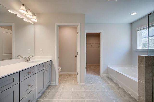 672 Leafy Branch Way, Mcdonough, GA 30253
