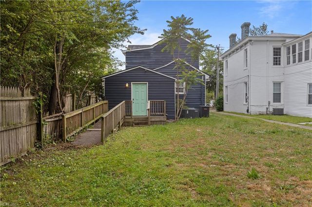 114 Franklin ST, Suffolk, VA 23434