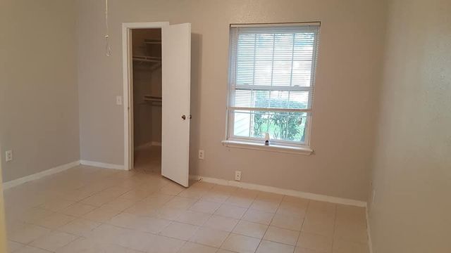 9809 Richmond Avenue G12, Houston, TX 77042