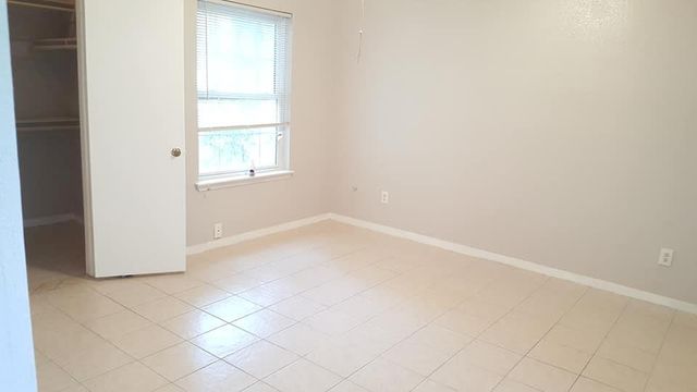 9809 Richmond Avenue G12, Houston, TX 77042