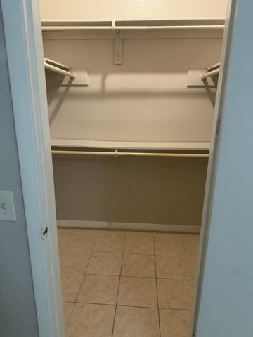 9809 Richmond Avenue G12, Houston, TX 77042