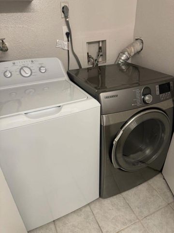 9809 Richmond Avenue G12, Houston, TX 77042