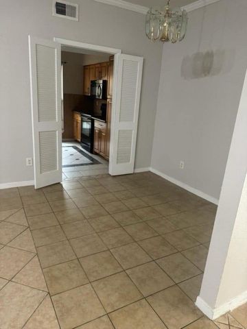 9809 Richmond Avenue G12, Houston, TX 77042