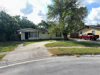 4126 Robinhood Dr, Corpus Christi, TX 78411