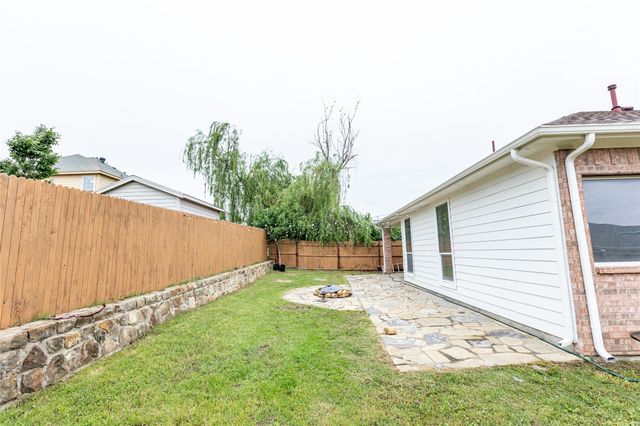 9901 Bend Court, Fort Worth, TX 76177