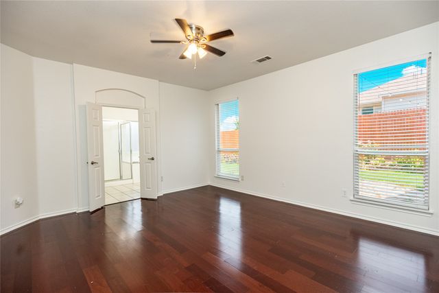 9901 Bend Court, Fort Worth, TX 76177