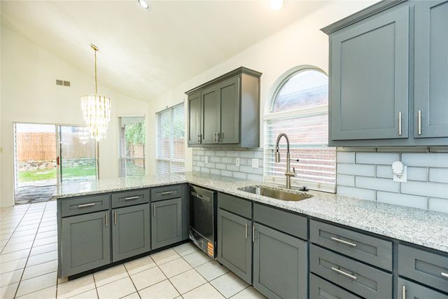 9901 Bend Court, Fort Worth, TX 76177