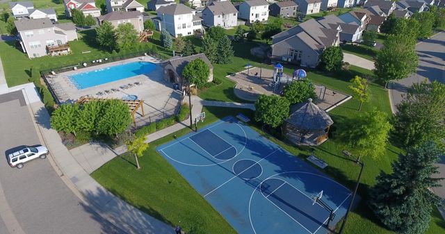 937 Stone Creek Drive, Jordan, MN 55352