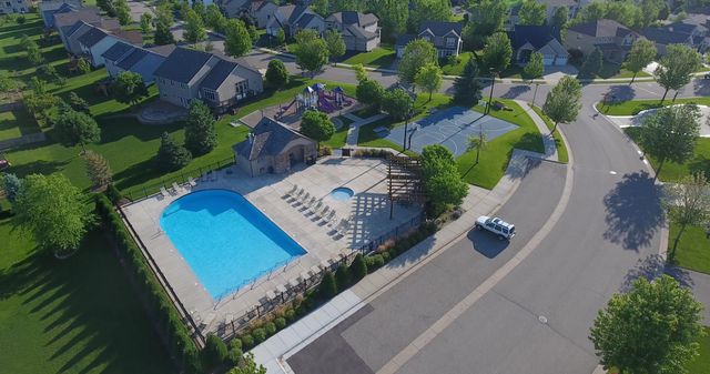 937 Stone Creek Drive, Jordan, MN 55352