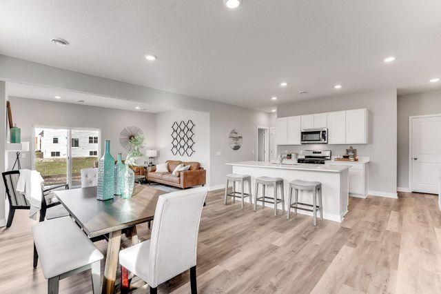 937 Stone Creek Drive, Jordan, MN 55352