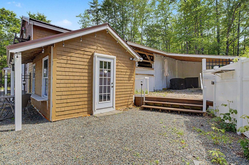 Image 44 of property listing at 1287 Bearcamp Highway, Tamworth, NH 03883