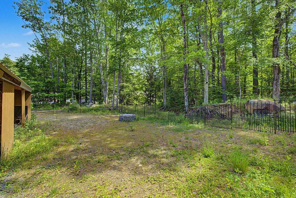 Image 49 of property listing at 1287 Bearcamp Highway, Tamworth, NH 03883