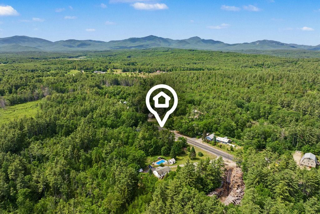 Image 6 of property listing at 1287 Bearcamp Highway, Tamworth, NH 03883