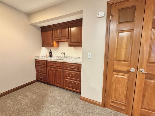 3418 Woodhaven Trail, Kokomo, IN 46902