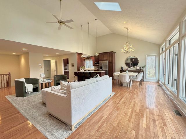 3418 Woodhaven Trail, Kokomo, IN 46902