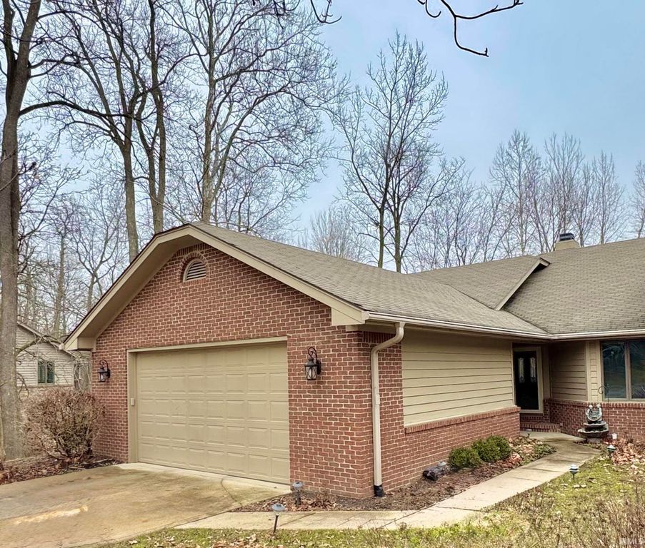 3418 Woodhaven Trail, Kokomo, IN 46902