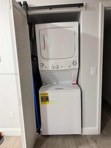 7751 SW 102nd Pl, Miami, FL 33173