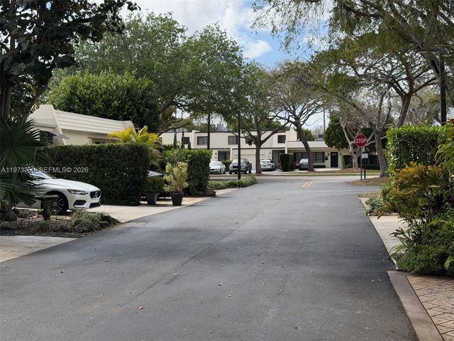 7751 SW 102nd Pl, Miami, FL 33173