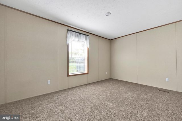 2106 SCULL ST, Lebanon, PA 17046