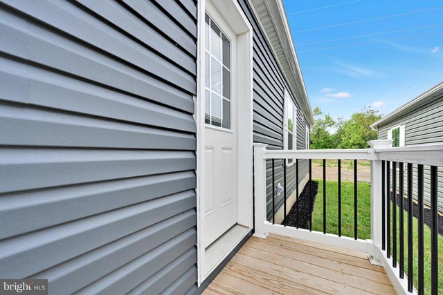 2106 SCULL ST, Lebanon, PA 17046