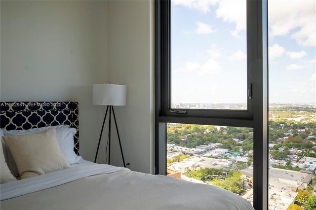 121 NE 34th St 2701, Miami, FL 33137