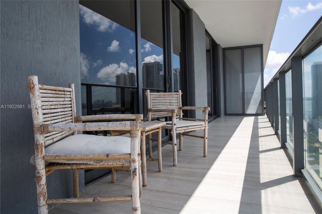 121 NE 34th St 2701, Miami, FL 33137