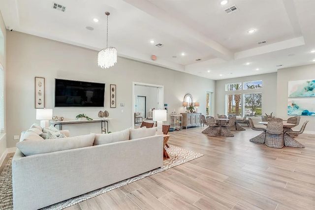 3301 Gulf Freeway 12203, Texas City, TX 77568