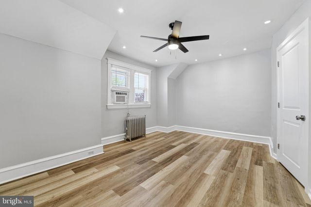 422 ARBOR RD, Lansdowne, PA 19050