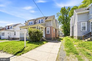 422 ARBOR RD, Lansdowne, PA 19050