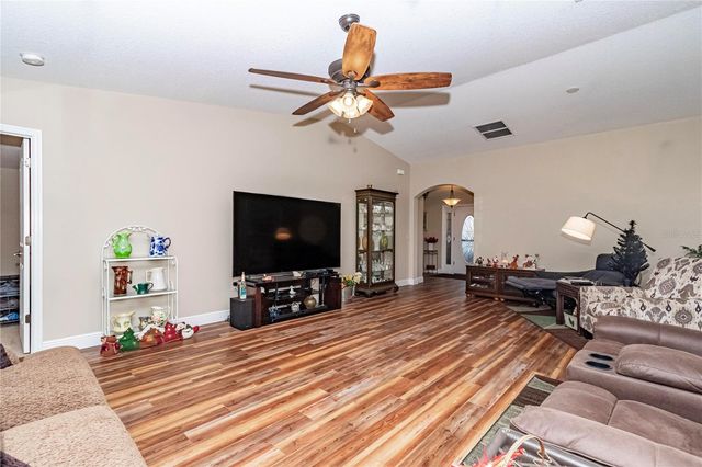 16465 SW 14TH AVENUE ROAD, Ocala, FL 34473