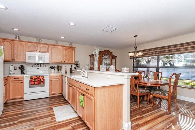 16465 SW 14TH AVENUE ROAD, Ocala, FL 34473