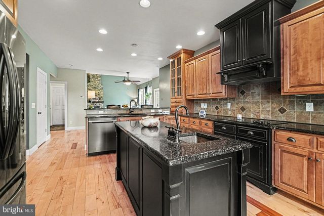 140 RIDGE HILL ROAD, Mechanicsburg, PA 17050