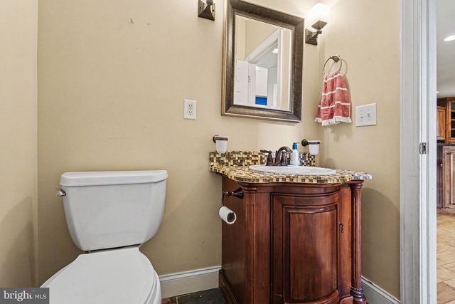 140 RIDGE HILL ROAD, Mechanicsburg, PA 17050