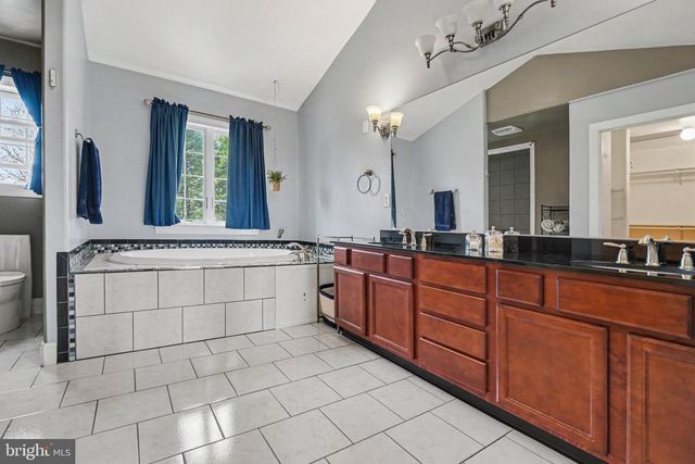 140 RIDGE HILL ROAD, Mechanicsburg, PA 17050