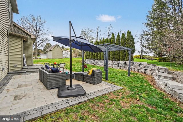 140 RIDGE HILL ROAD, Mechanicsburg, PA 17050