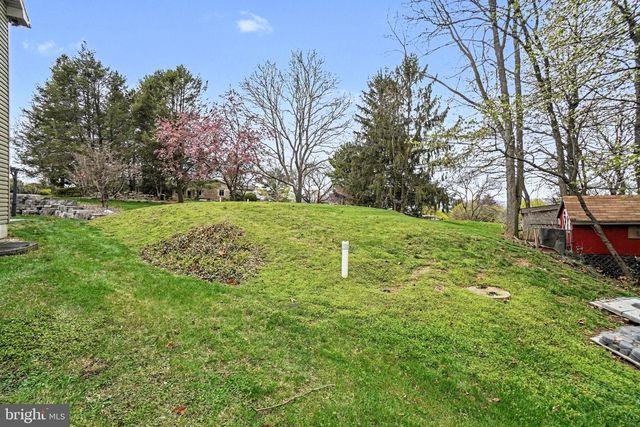 140 RIDGE HILL ROAD, Mechanicsburg, PA 17050
