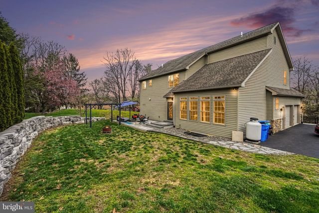140 RIDGE HILL ROAD, Mechanicsburg, PA 17050