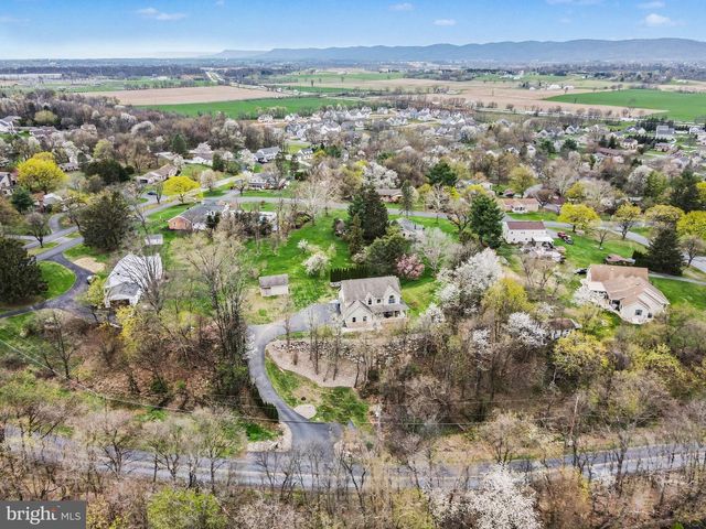 140 RIDGE HILL ROAD, Mechanicsburg, PA 17050