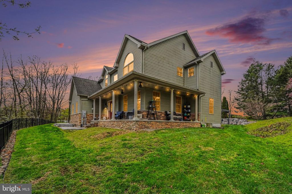 140 RIDGE HILL ROAD, Mechanicsburg, PA 17050