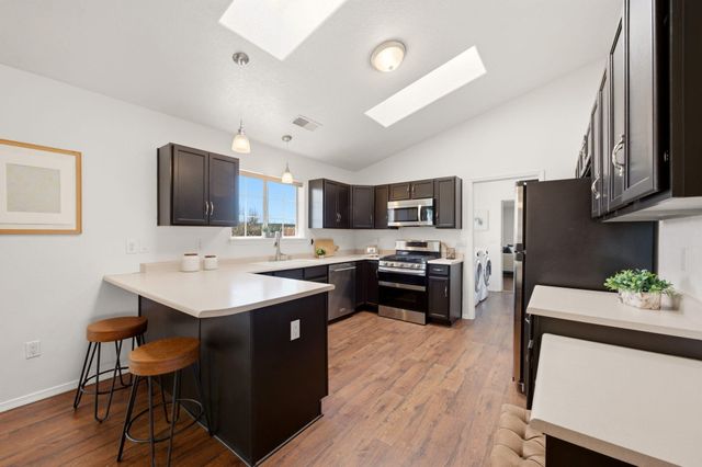 7 Santa Maria Drive, Edgewood, NM 87015