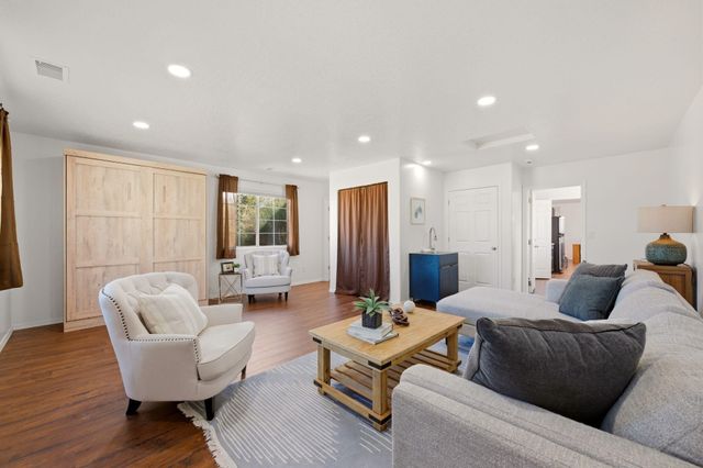 7 Santa Maria Drive, Edgewood, NM 87015