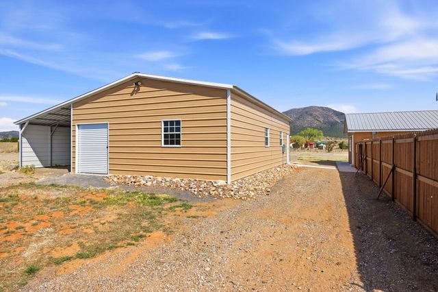 7 Santa Maria Drive, Edgewood, NM 87015