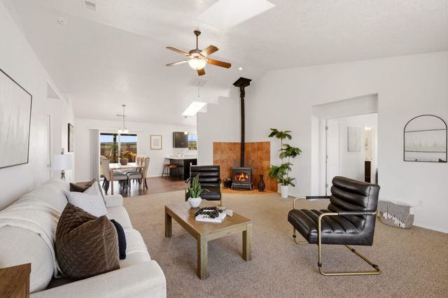 7 Santa Maria Drive, Edgewood, NM 87015