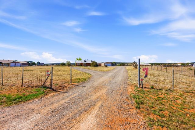 7 Santa Maria Drive, Edgewood, NM 87015