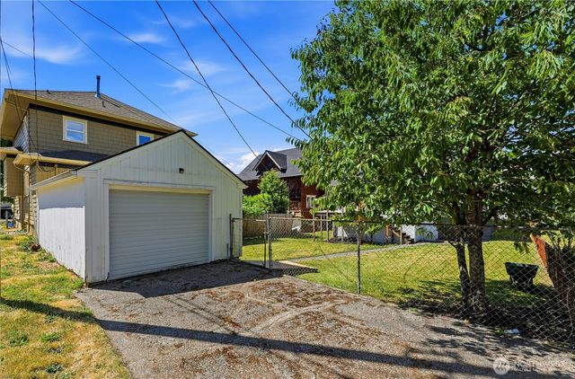 3018 S 7th Street, Tacoma, WA 98405