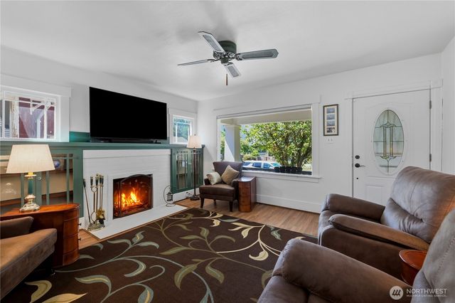 3018 S 7th Street, Tacoma, WA 98405